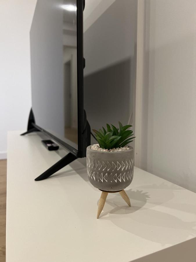 Vilas Boas Apartment - อัลบูเฟรา ภายนอก รูปภาพ