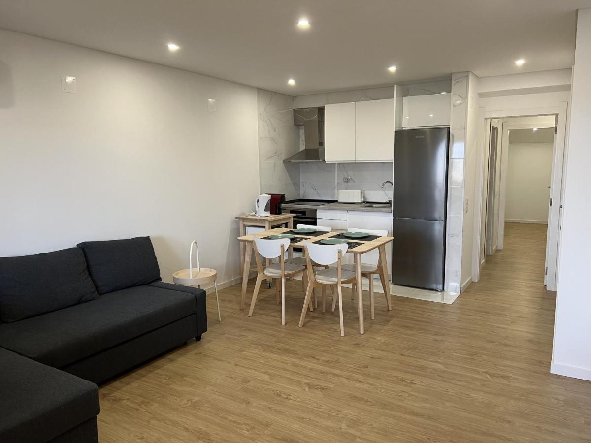 Vilas Boas Apartment - อัลบูเฟรา ภายนอก รูปภาพ